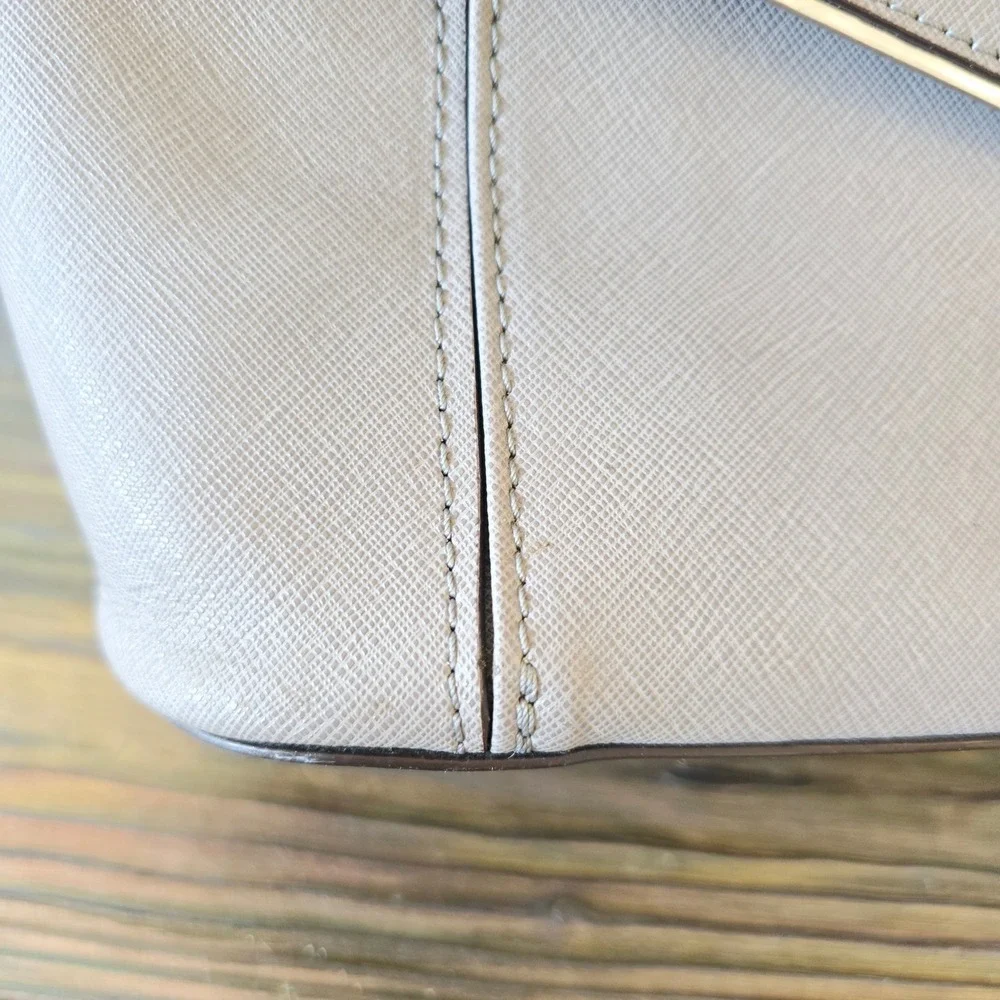 Michael Kors Jet Set‎ Grey Saffiano Leather Tote Bag Silver Hardware